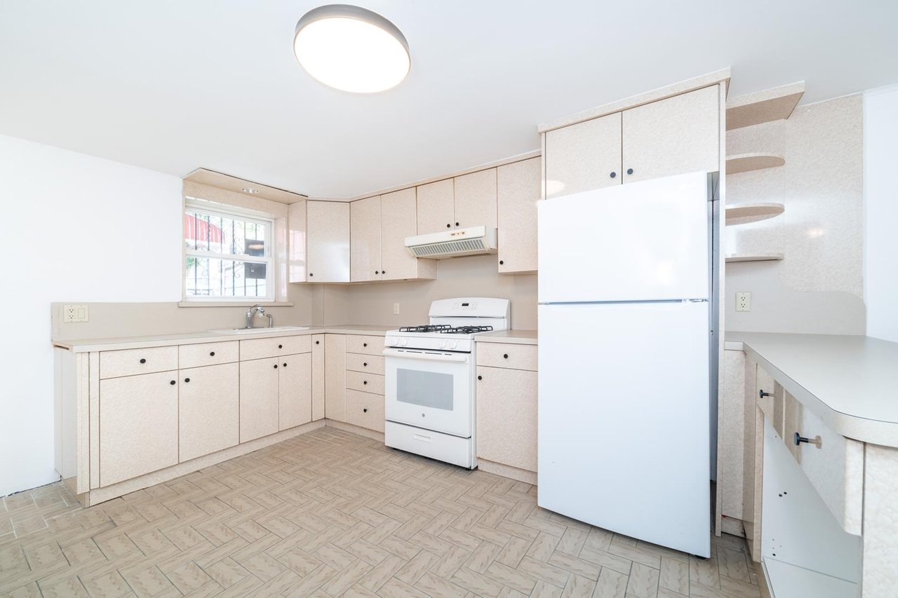 25 1st Street, Apt GARDEN
