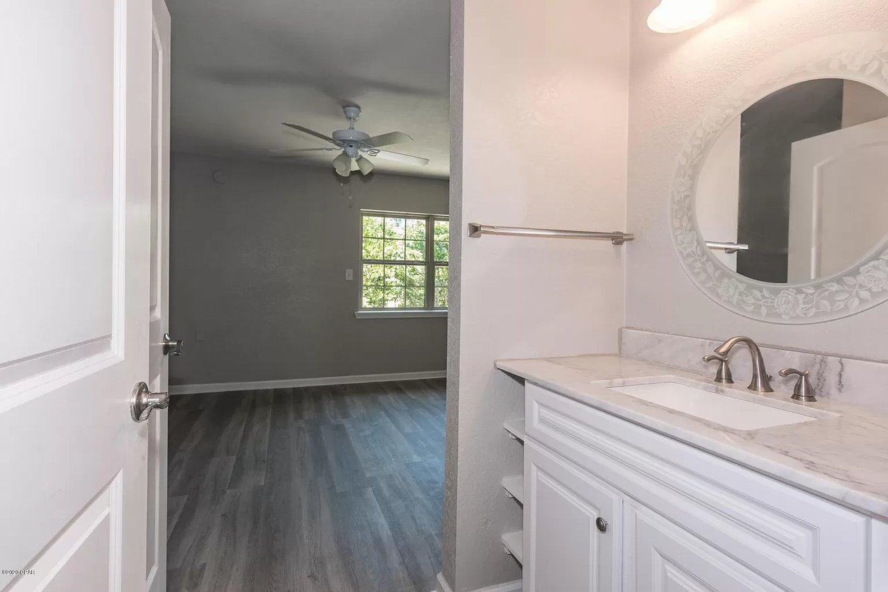 1025 W 19th Street Unit 15D