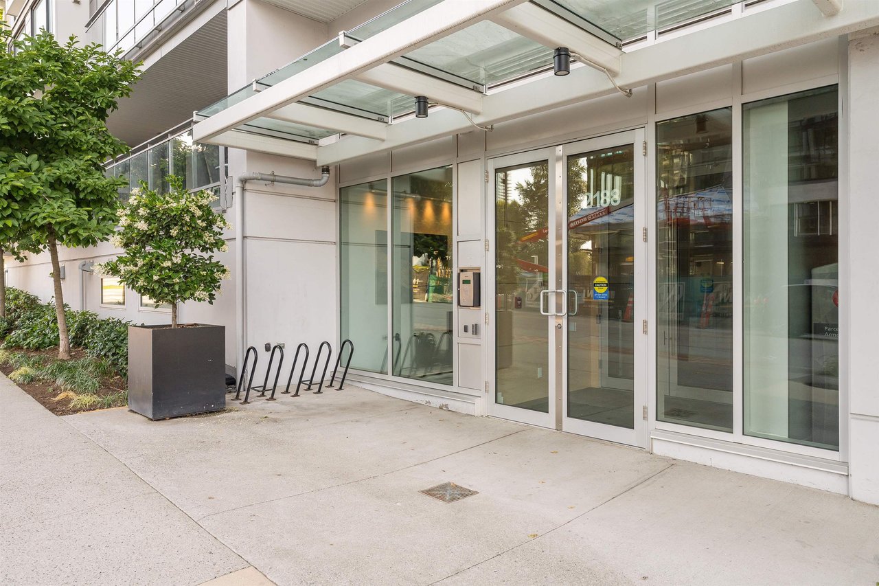 607-2188 Madison Ave