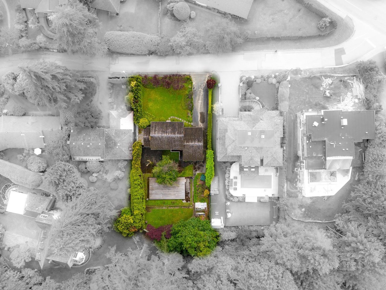 2050 Westdean Cres Cres