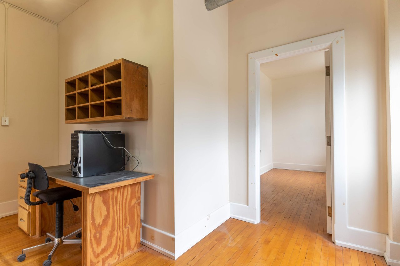 127 North 8th Street - Front