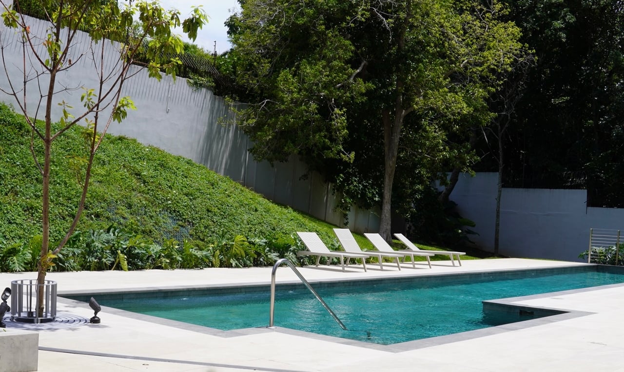 Panoramic View Luxury Penthouse, Escazu, San Jose