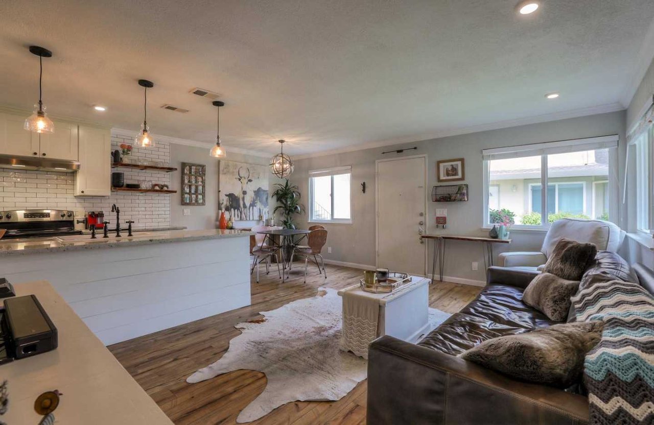 4771 Hatfield Walkway 2