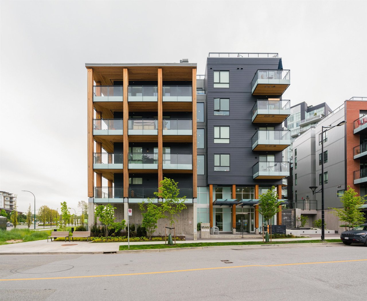 507-3588 Sawmill Cres
