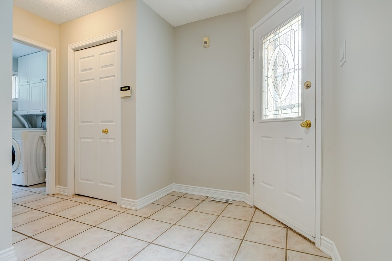 74 Penny Cres