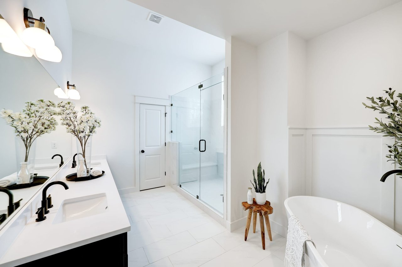 Montridge model bathroom 