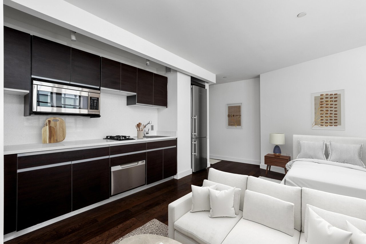 116 John Street, Apt 2210