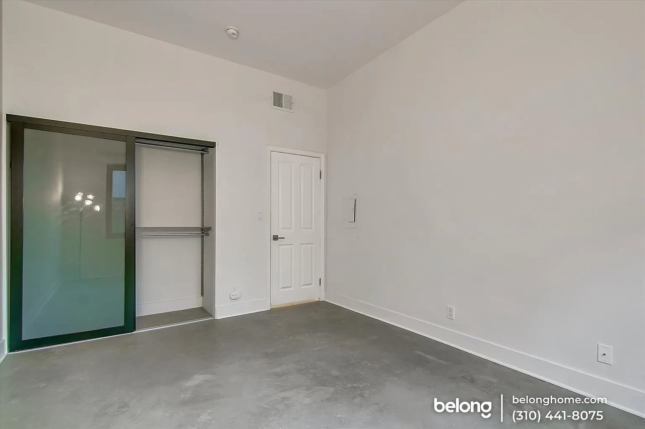 11755 Montana Ave APT 106