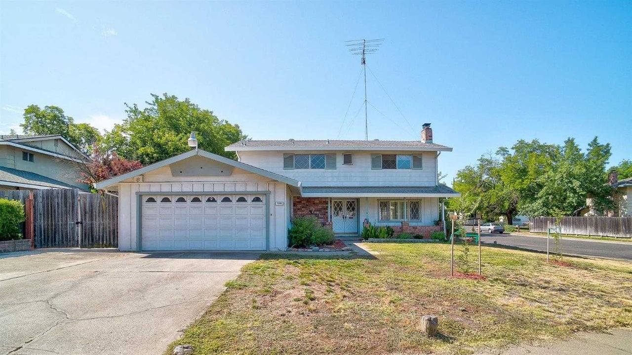 7000 Robin Road