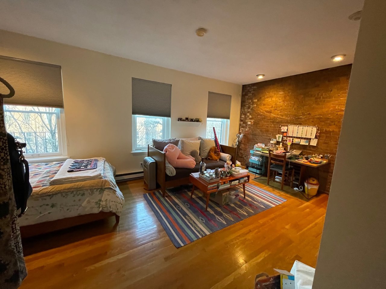 Gorgeous and Renovated West Newton Street Studio - Right on the Back Bay & South End Border! 