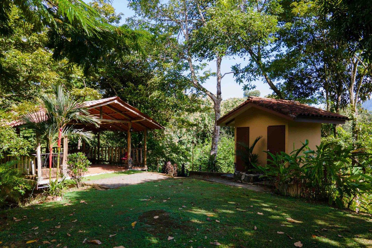 Tropical Paradise Farm in the Heart of Quepos