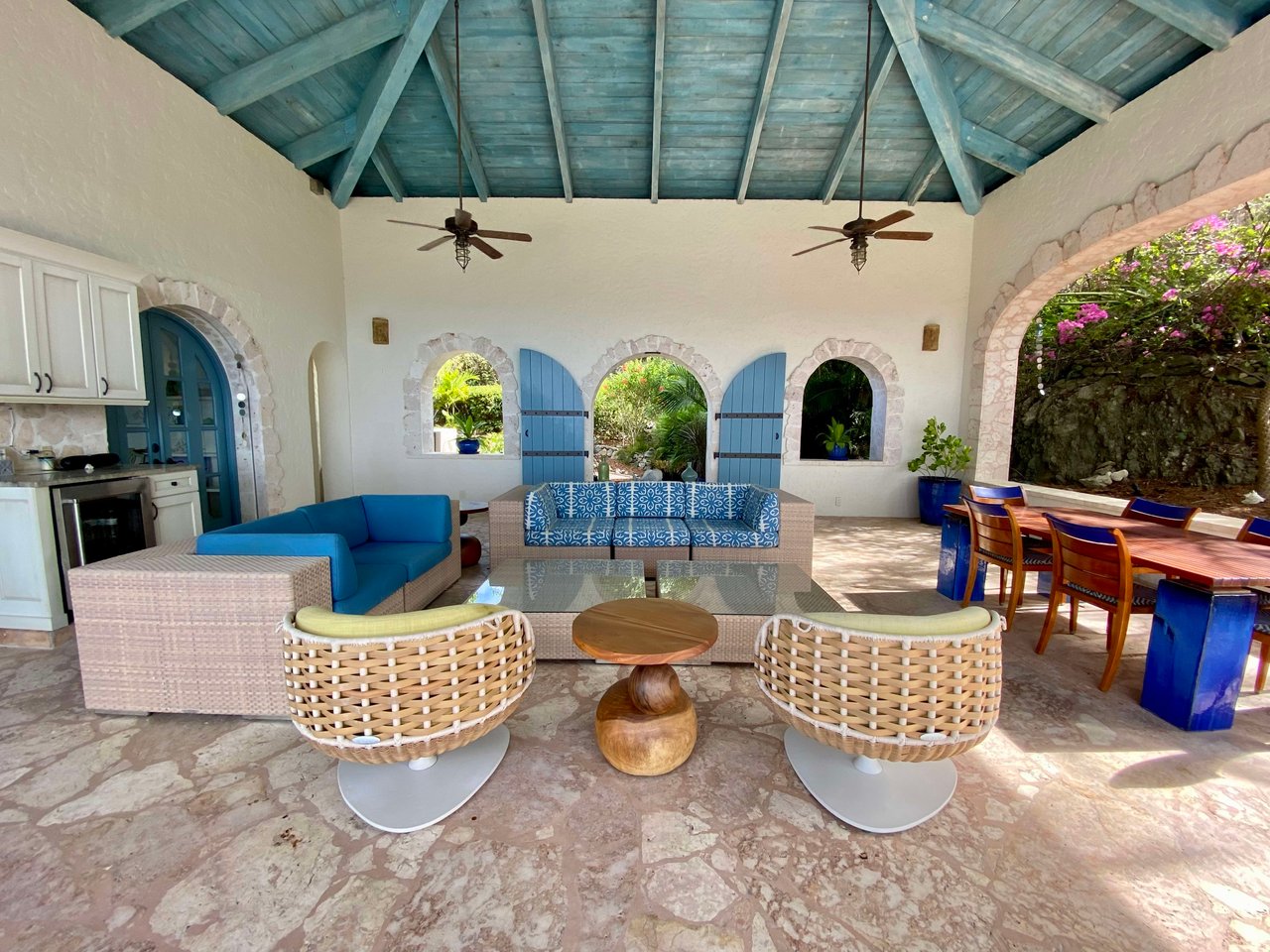 CLIFF HOUSE VILLA