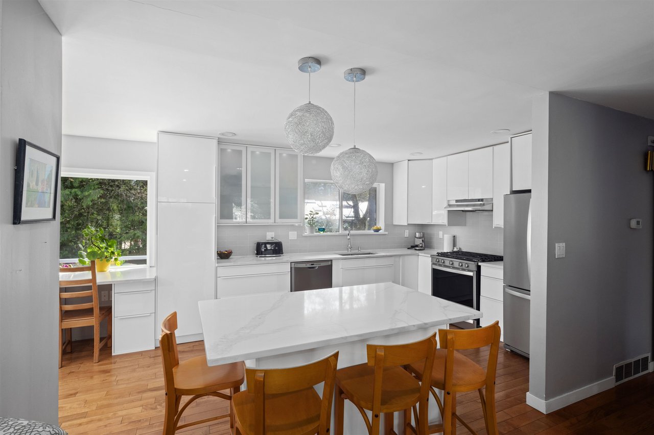 2544 Orkney Wy