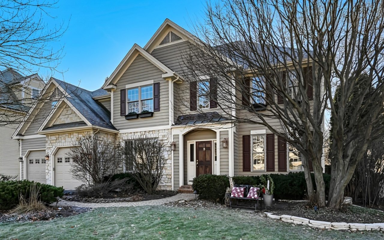 Living in Clarendon Hills