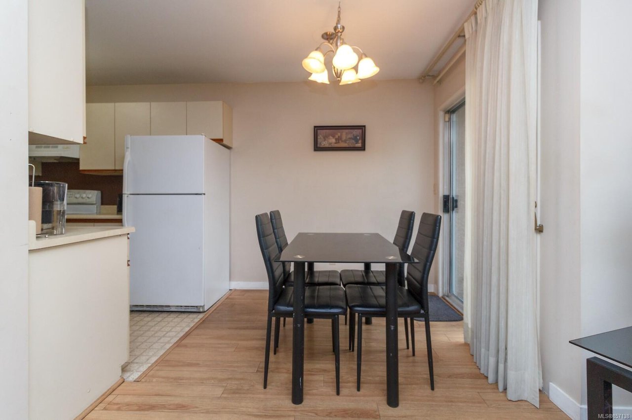 7-1550 North Dairy Rd, Saanich