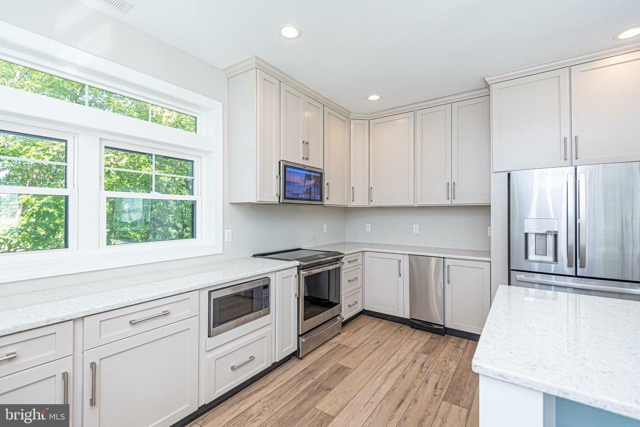 12121 Salt Point Rd
