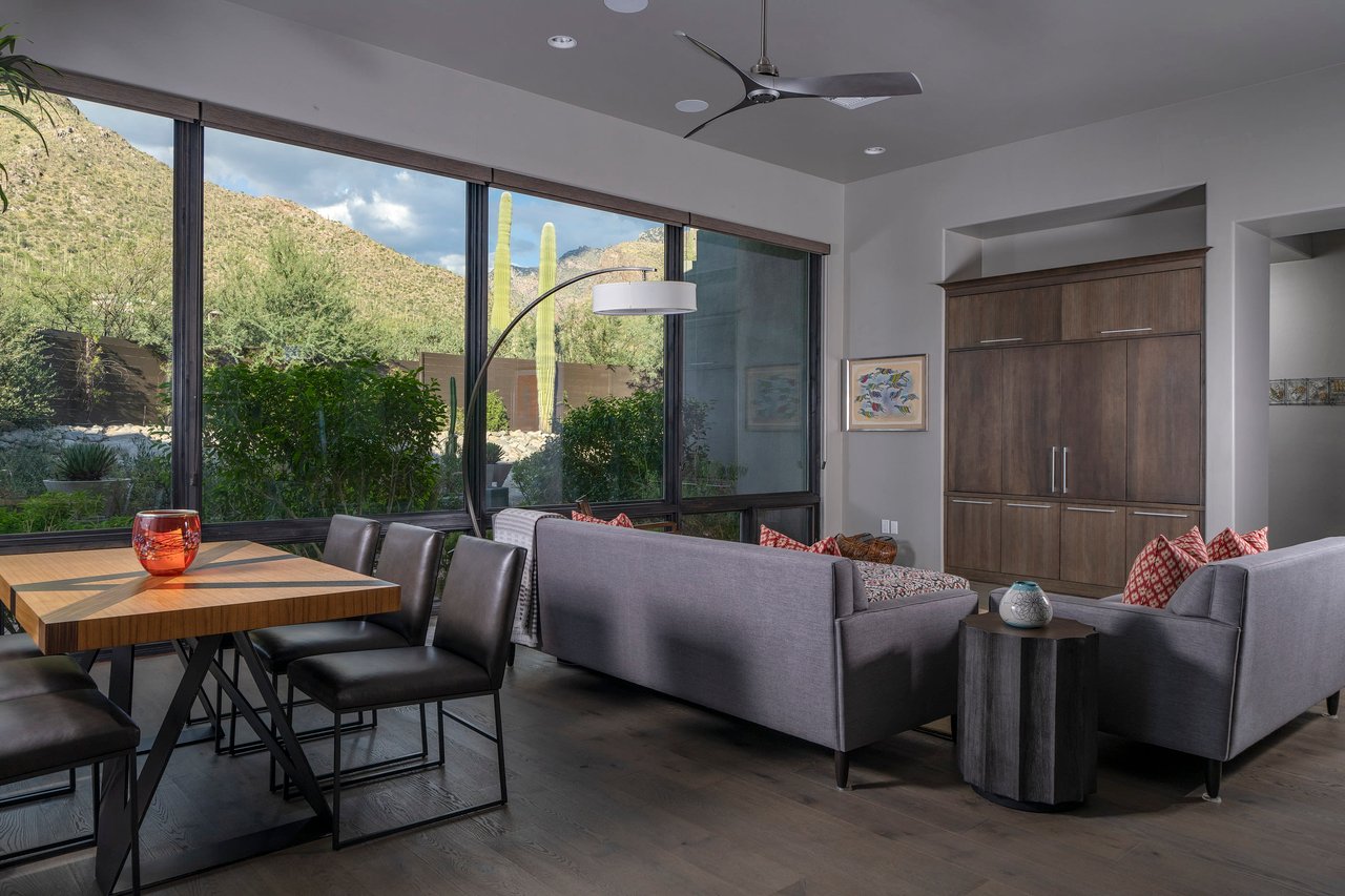 8005 N Barrel Cactus Drive