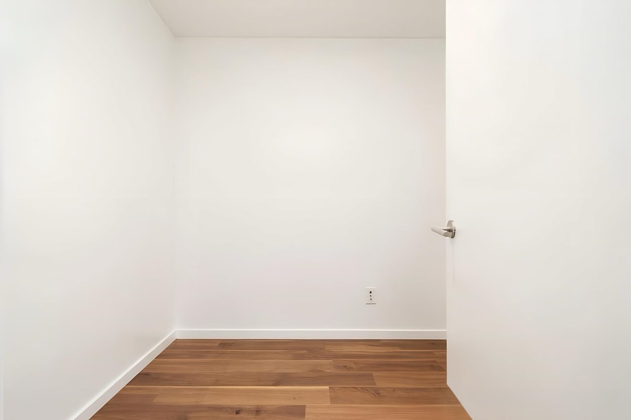 620-8488 Cornish St