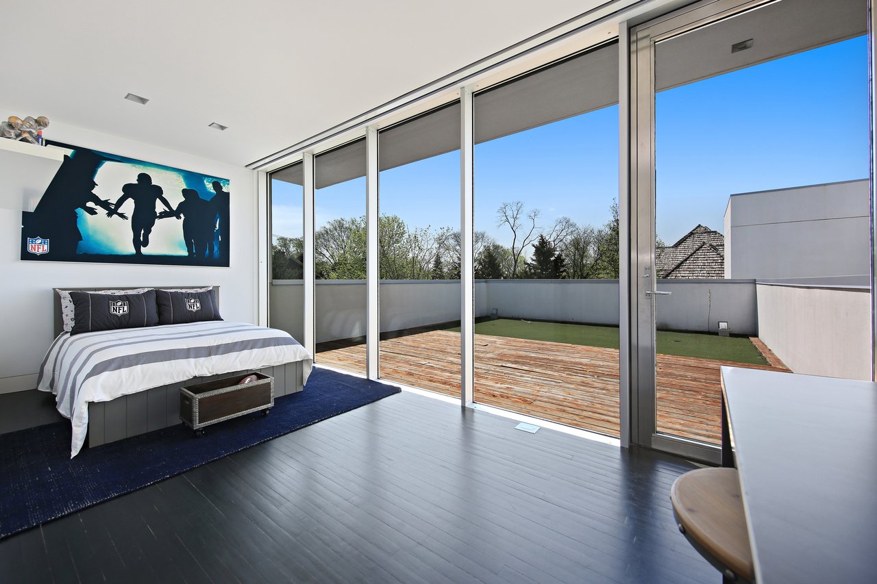 For Those Seeking An Extraordinary Lifestyle