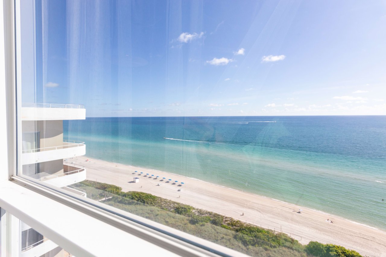 5445 Collins Ave #822 Miami Beach FL-33140