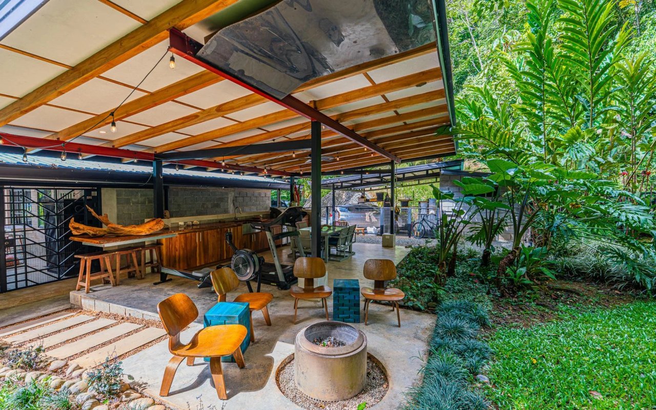 Off-Grid Regenerative Homestead, Perez Zeledon, San Jose