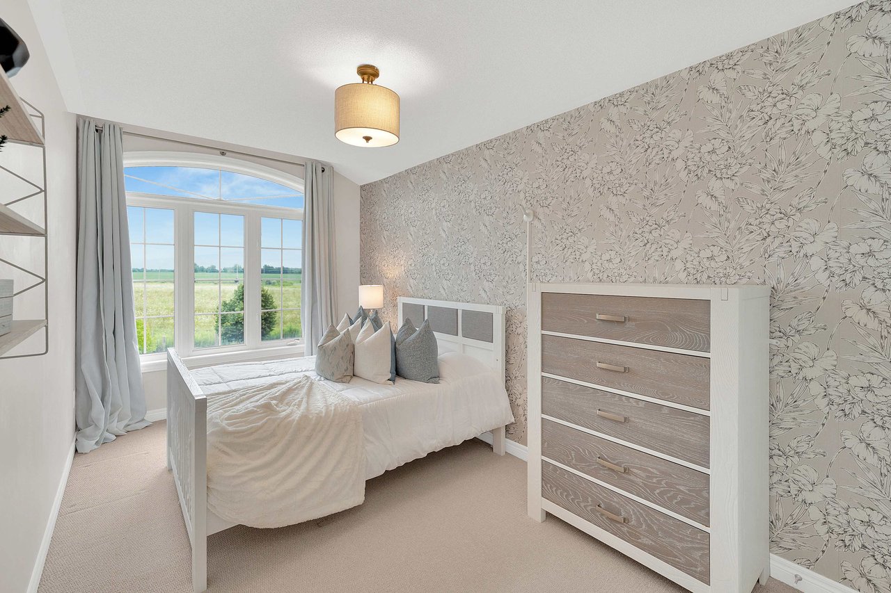 127 Four Seasons Cres, Newmarket Ontario