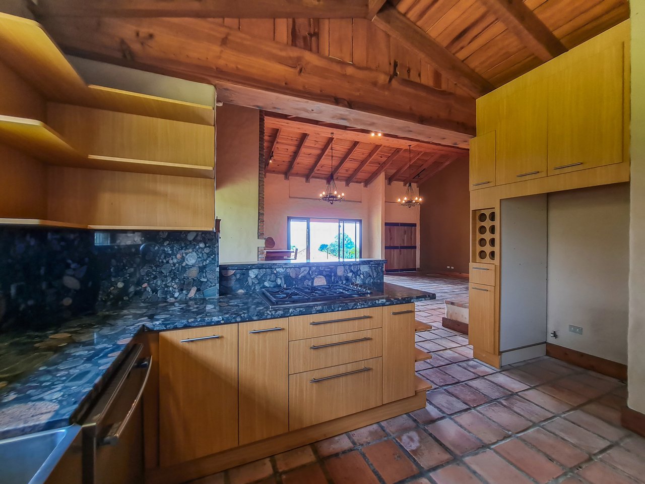 Colonial Estate With Indoor Pool, Heredia