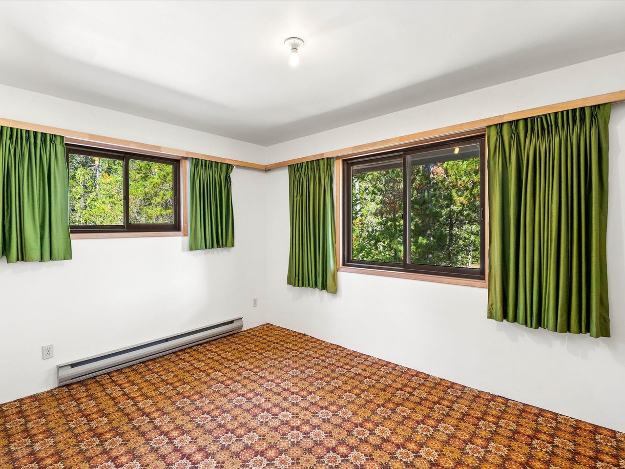 17 Garibaldi Dr