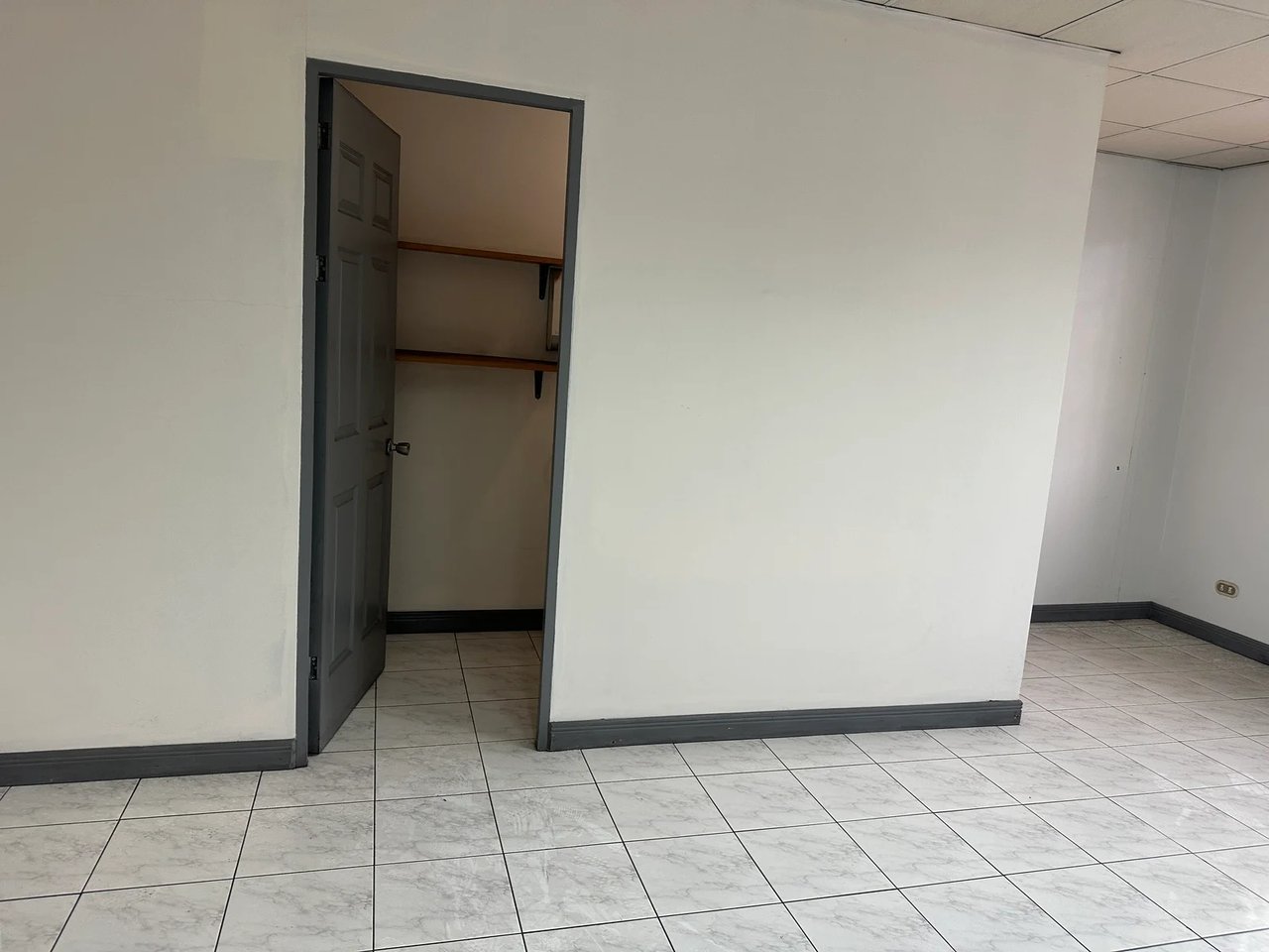 Dual Income Commercial Building, Escazu, San Jose