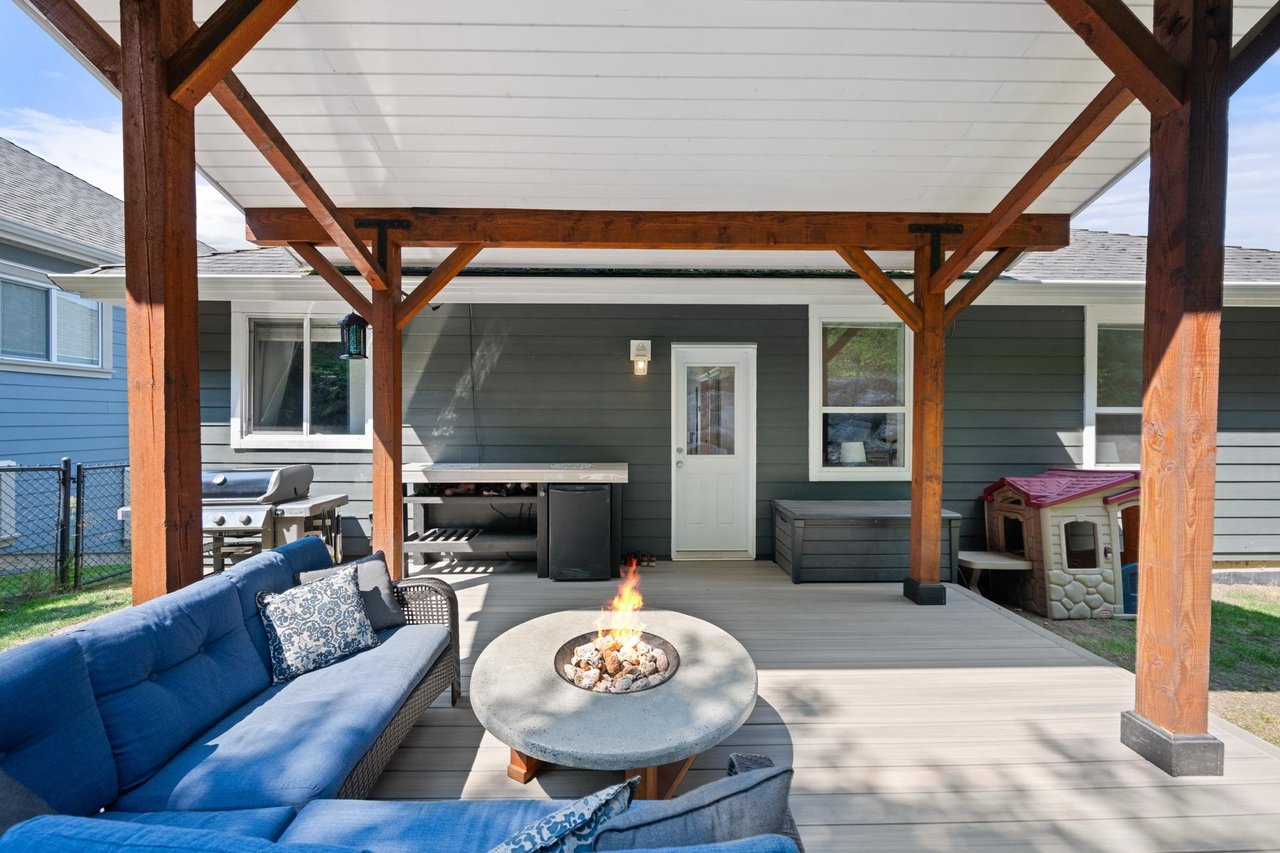 10-50354 Adelaide Pl