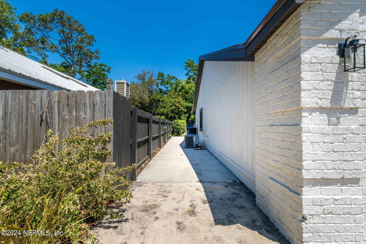 315 PHEASANT Run
