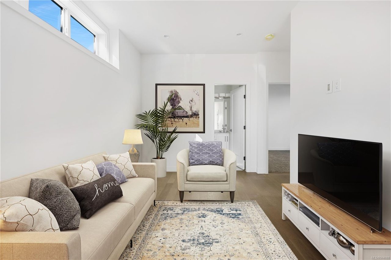 7046 Central Saanich Rd, Central Saanich
