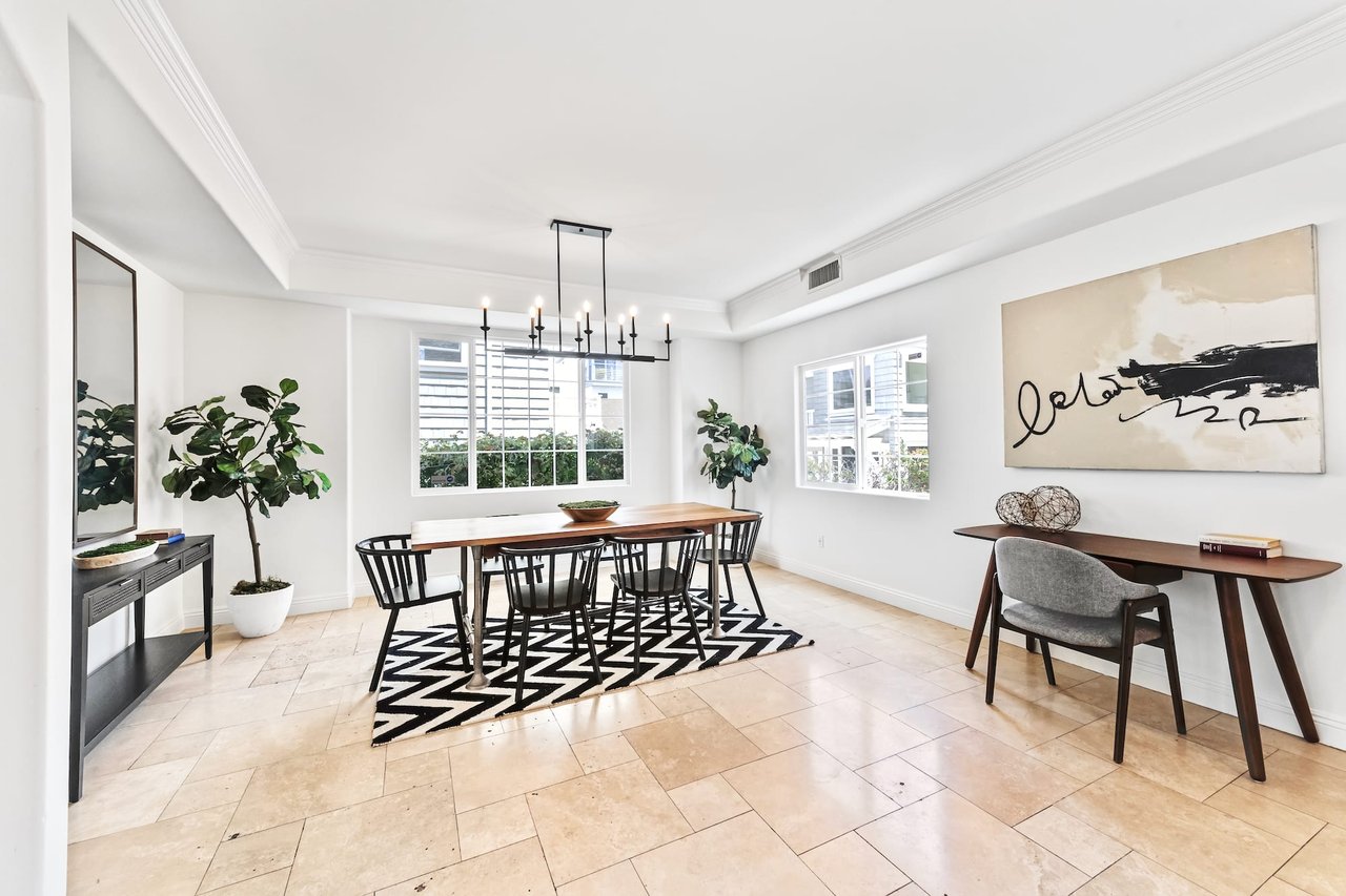 1042 7th Street