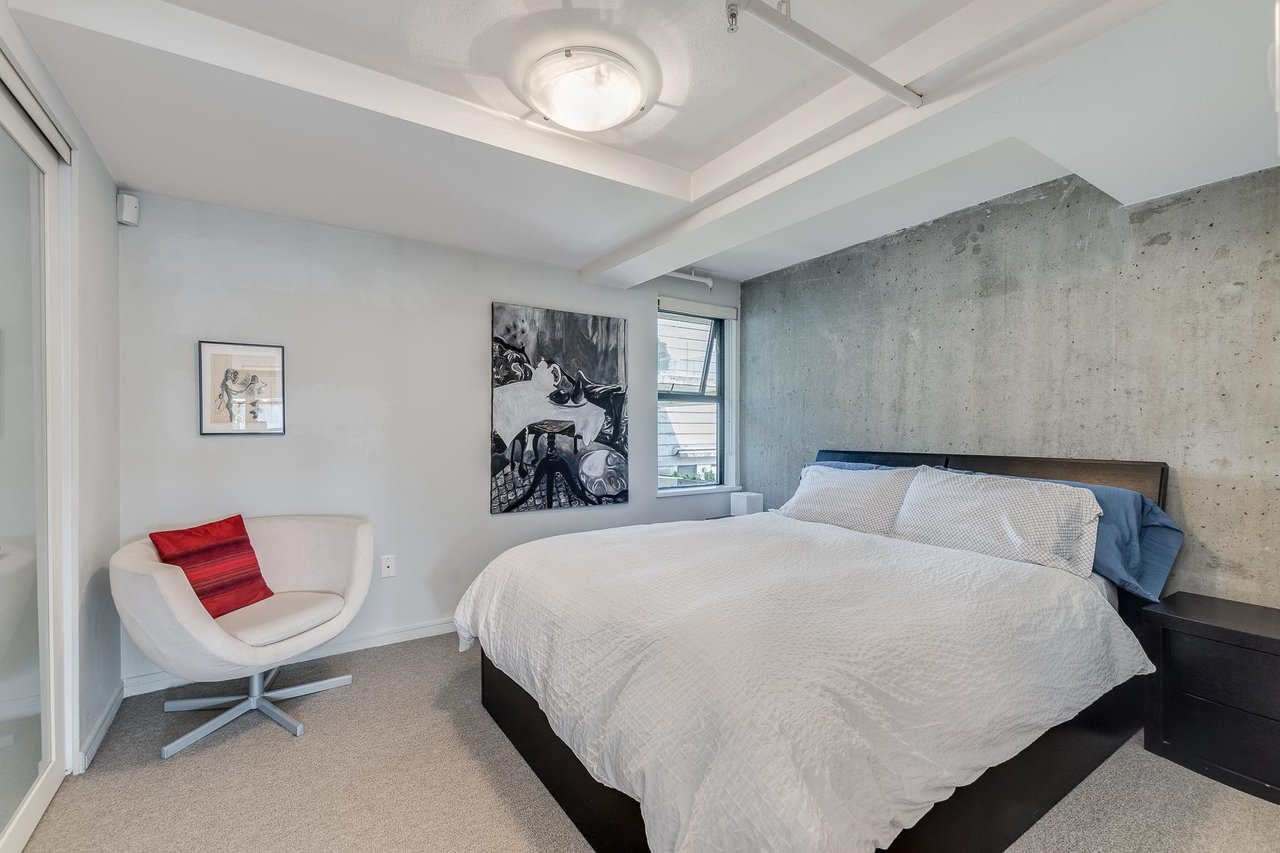 515-428 W 8th Ave