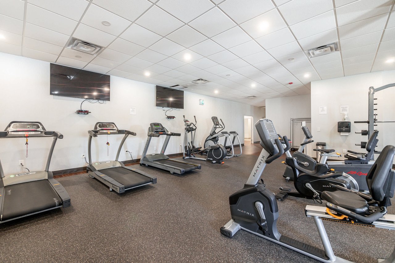 820 Burnhamthorpe Road #702
