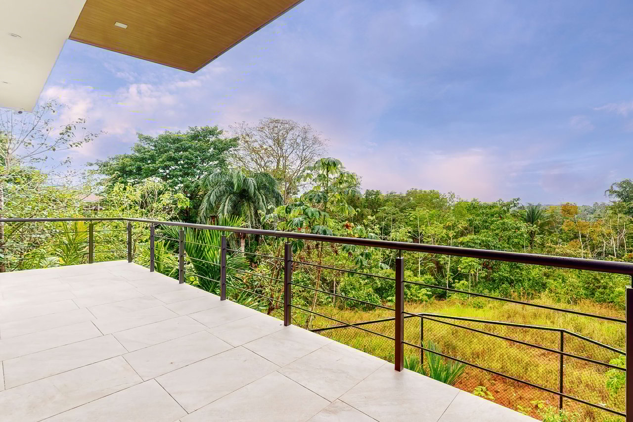 Casa Palma, Brand New Luxury 3 bedroom, 4 bathroom home with Amazing Sunset View in Quepos