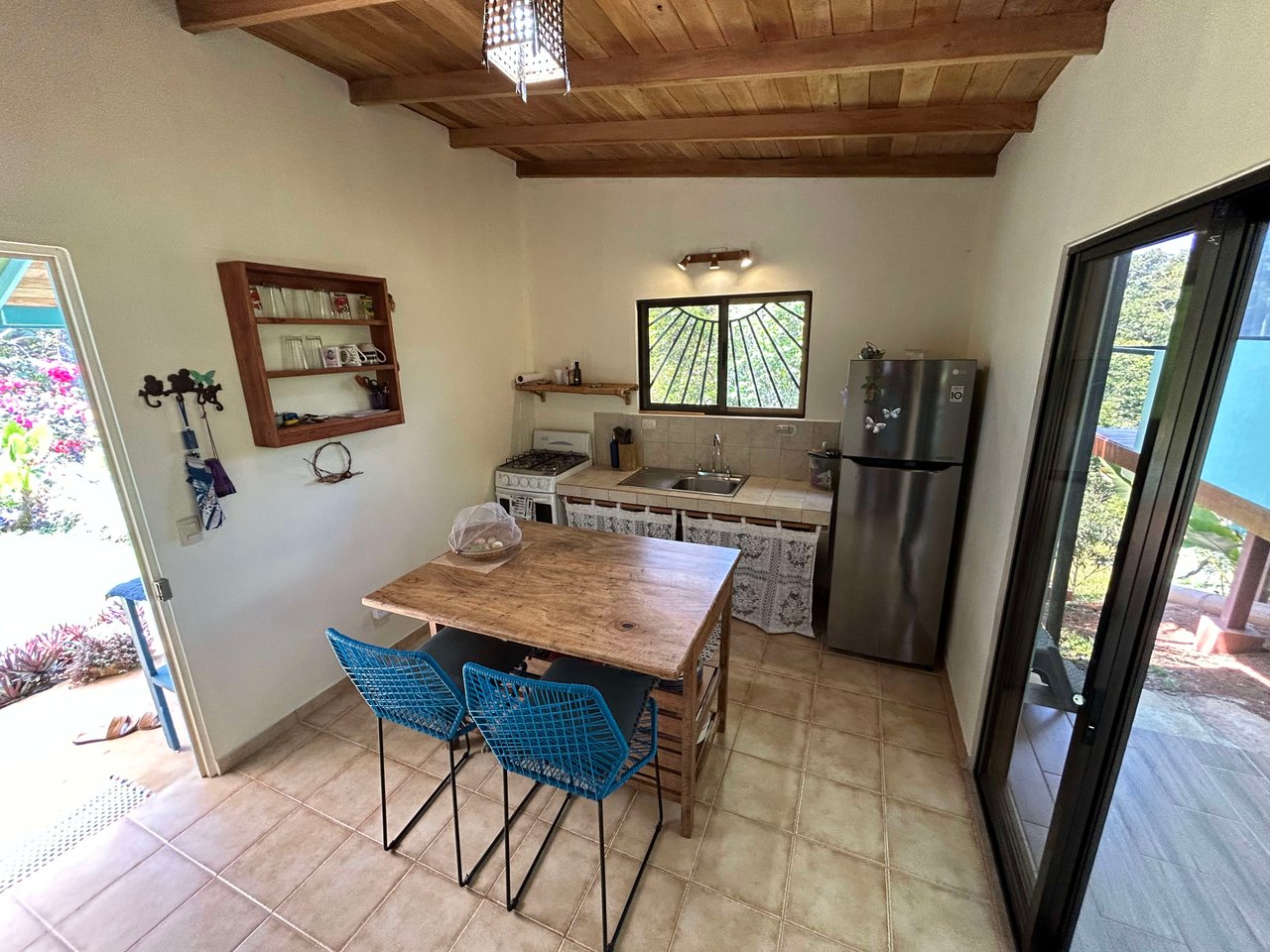 Casa La Luna, Cozy Home in Platanillo on 8 Acres of Land!