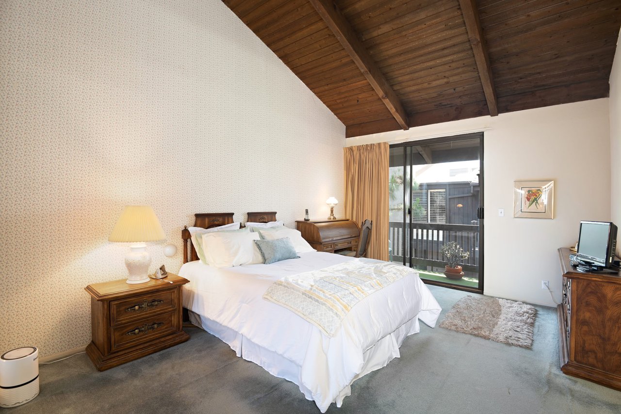 Santa Monica Gem