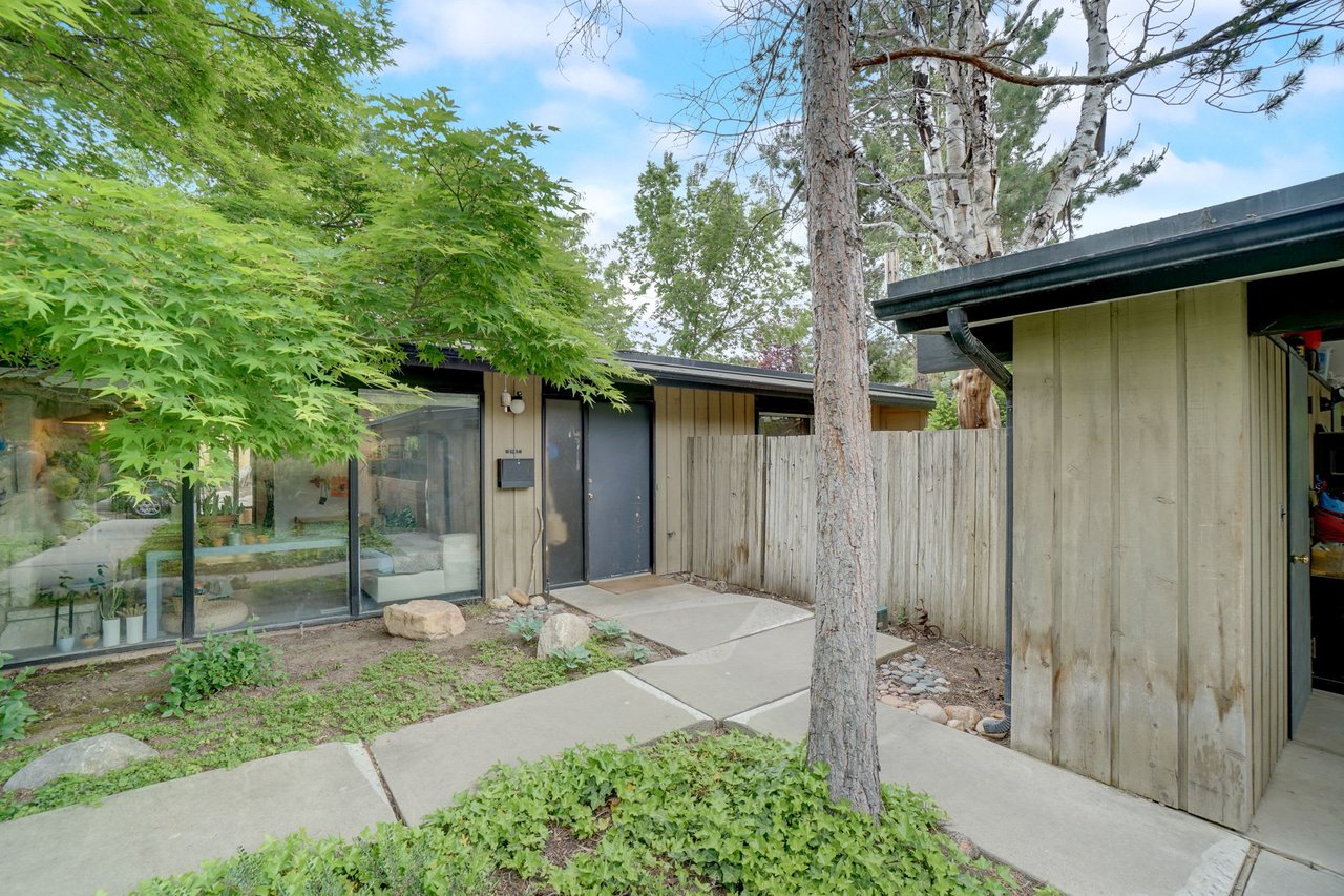 2167 E Claybourne Ave