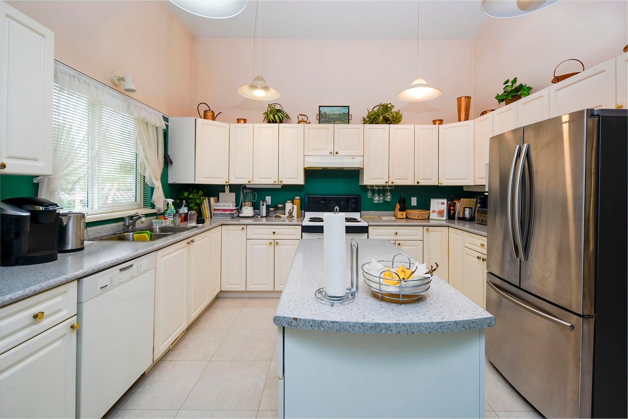 20953 43a Avenue, Langley