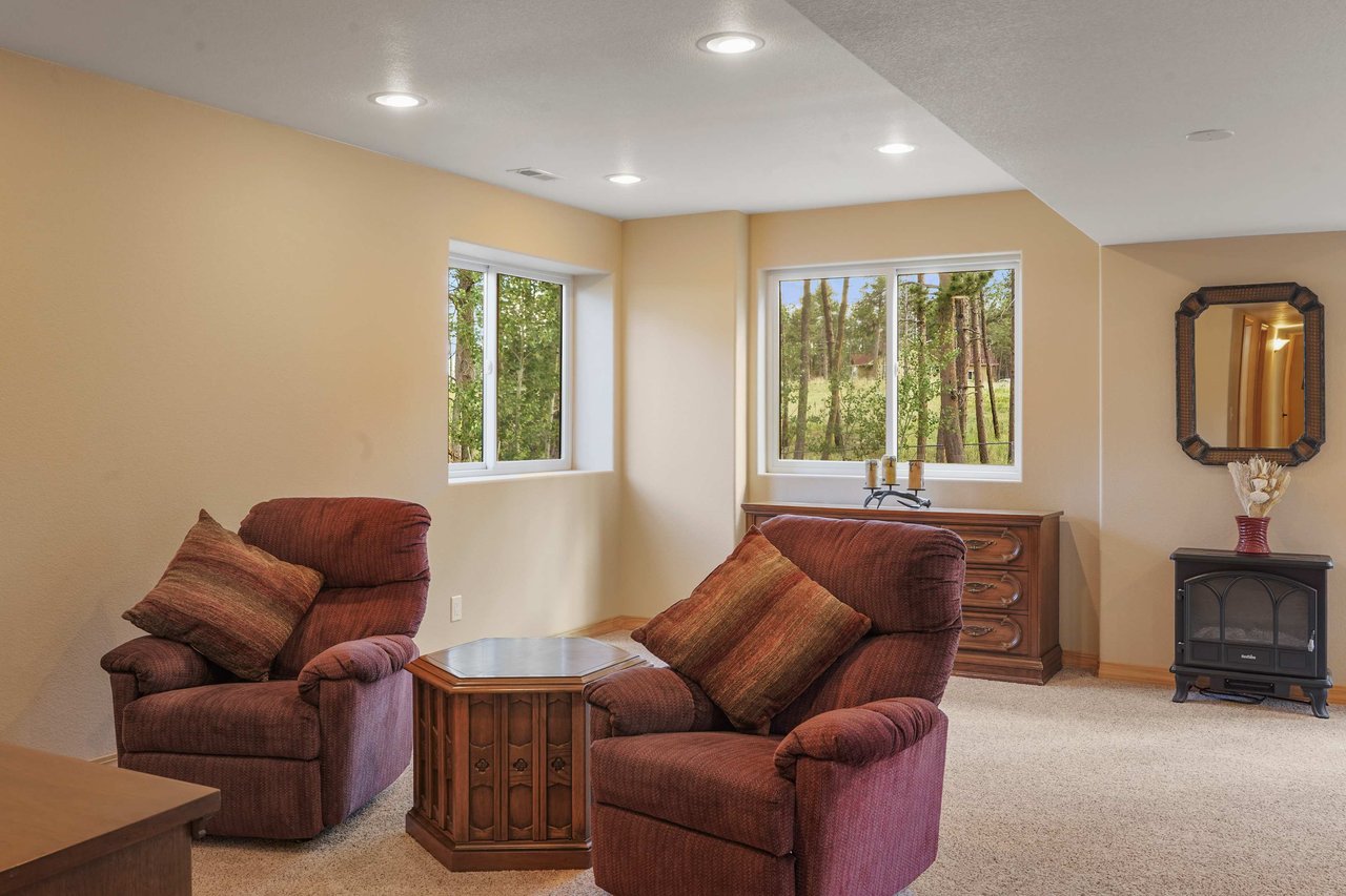 12615 Porcupine Lane