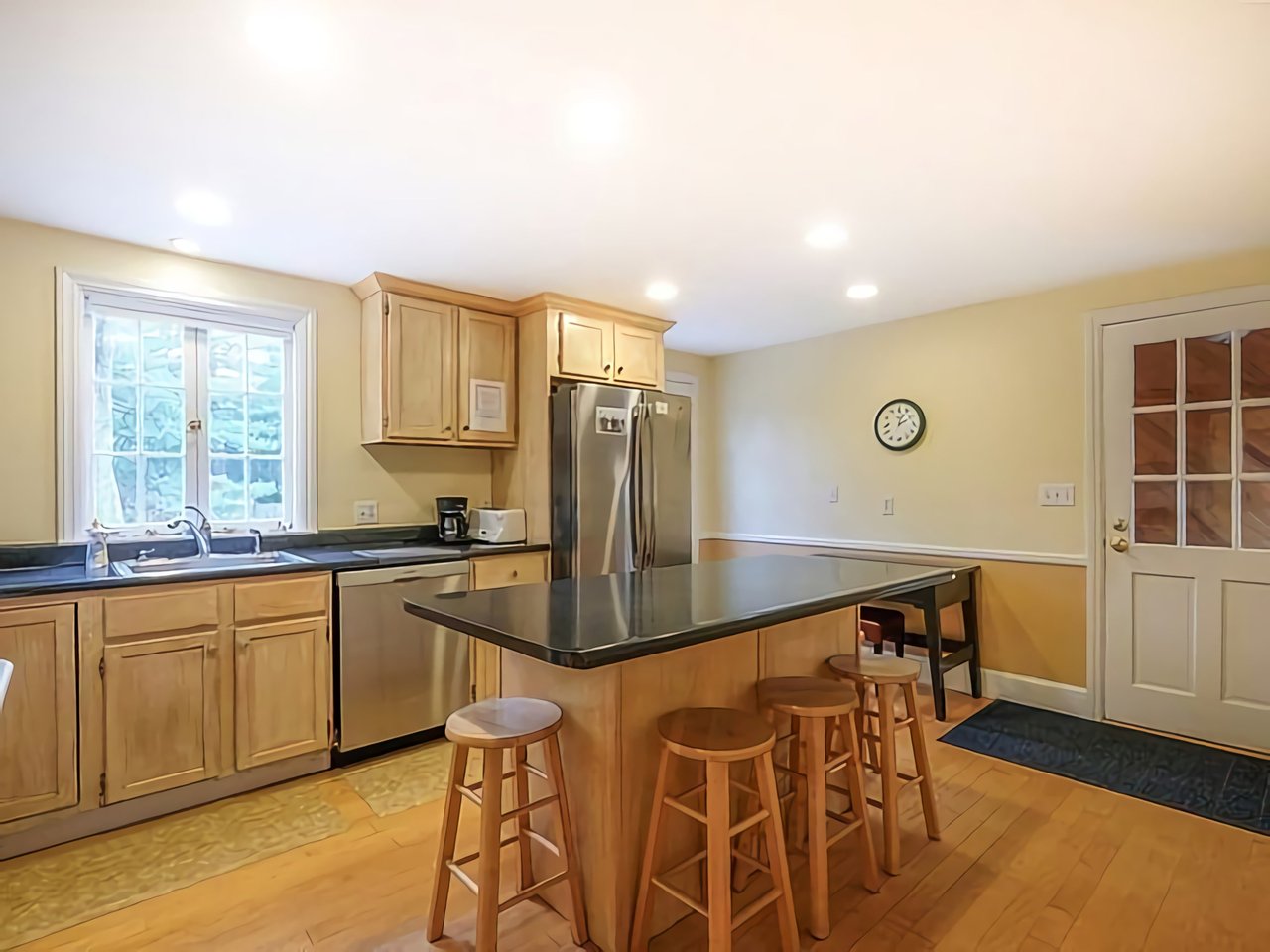 41 Bent Avenue