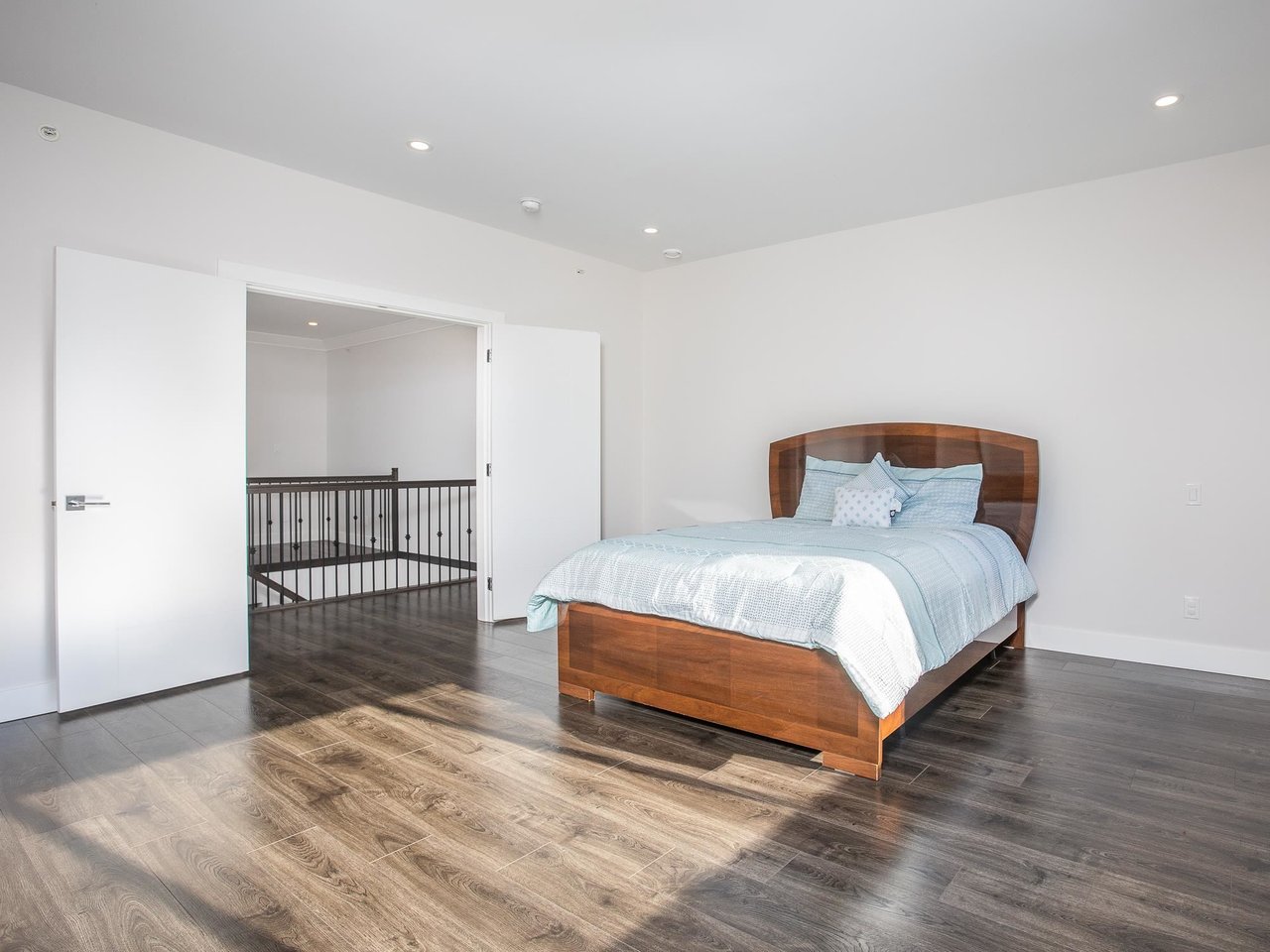 1140 Wilson Cres