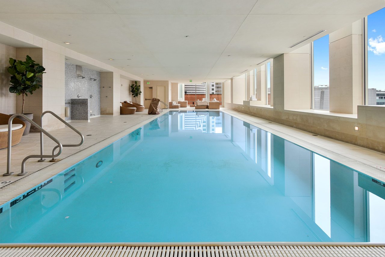 St Regis Residence 32C