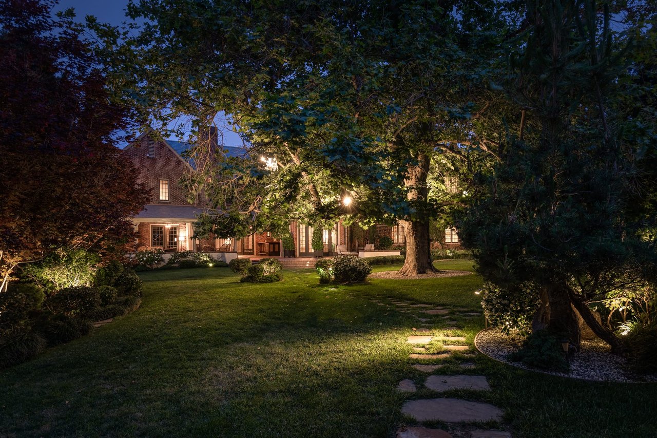 Stunning Gated Tudor