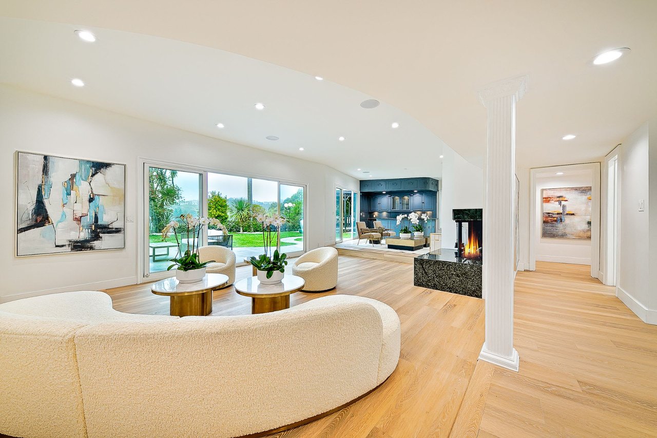 The Beverly Hills Canyon View Villa