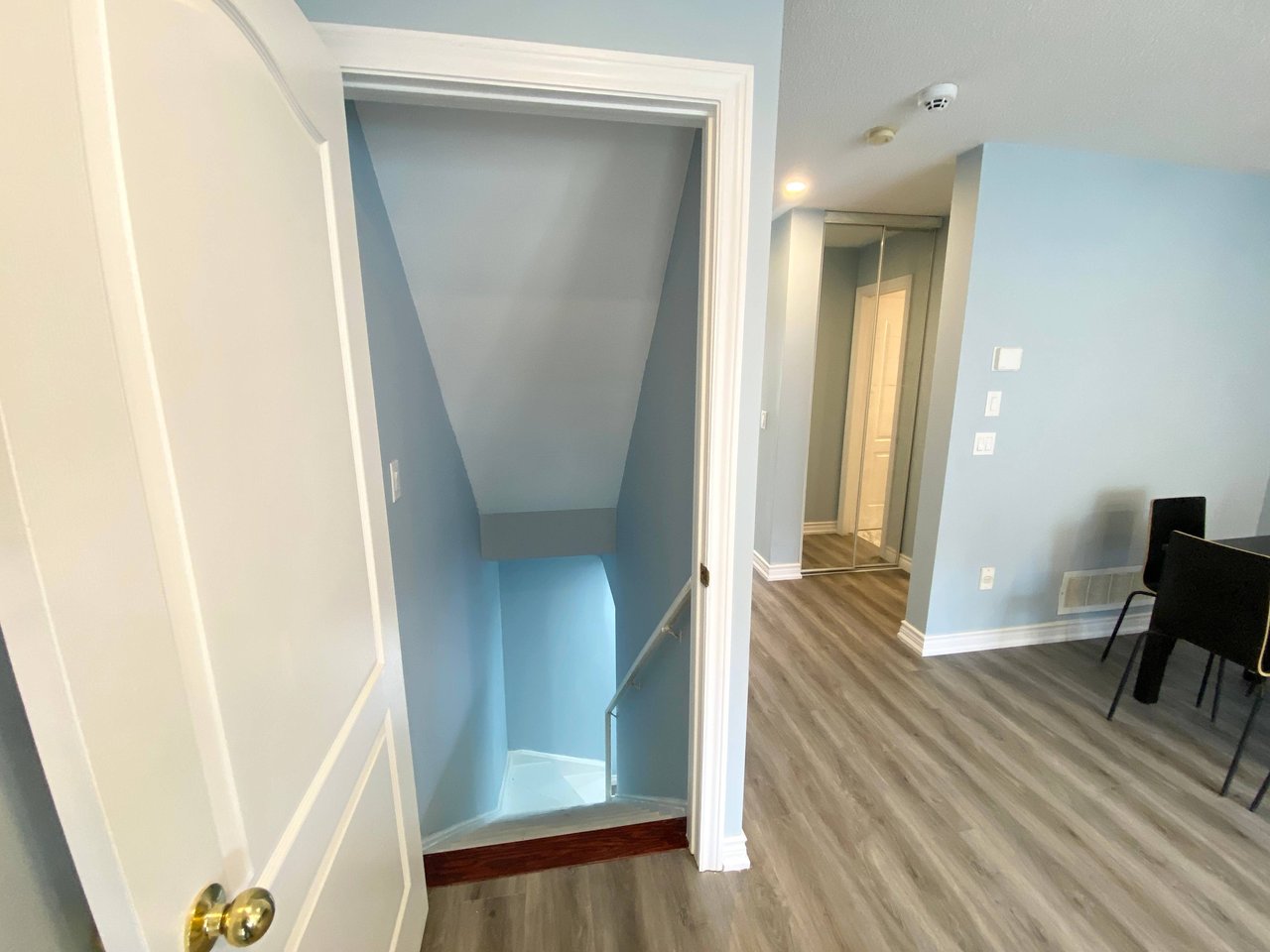 3020 Cedarglen Gate, Unit 42