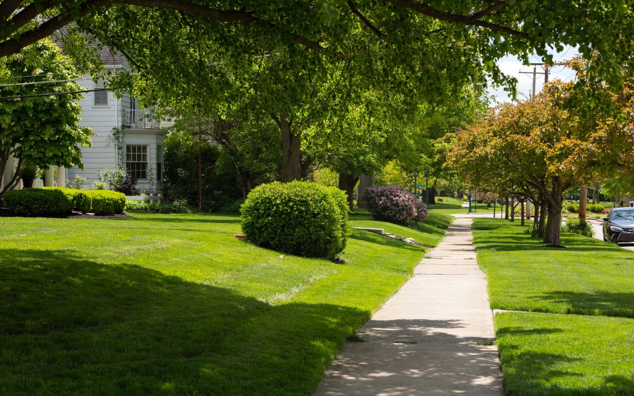 UPPER ARLINGTON
