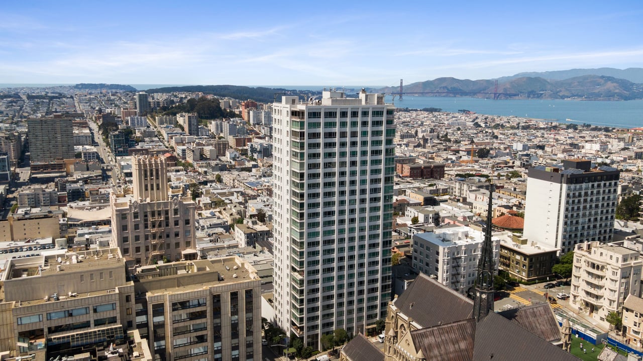 Remarkable Renovation & Rolling Landmark Views