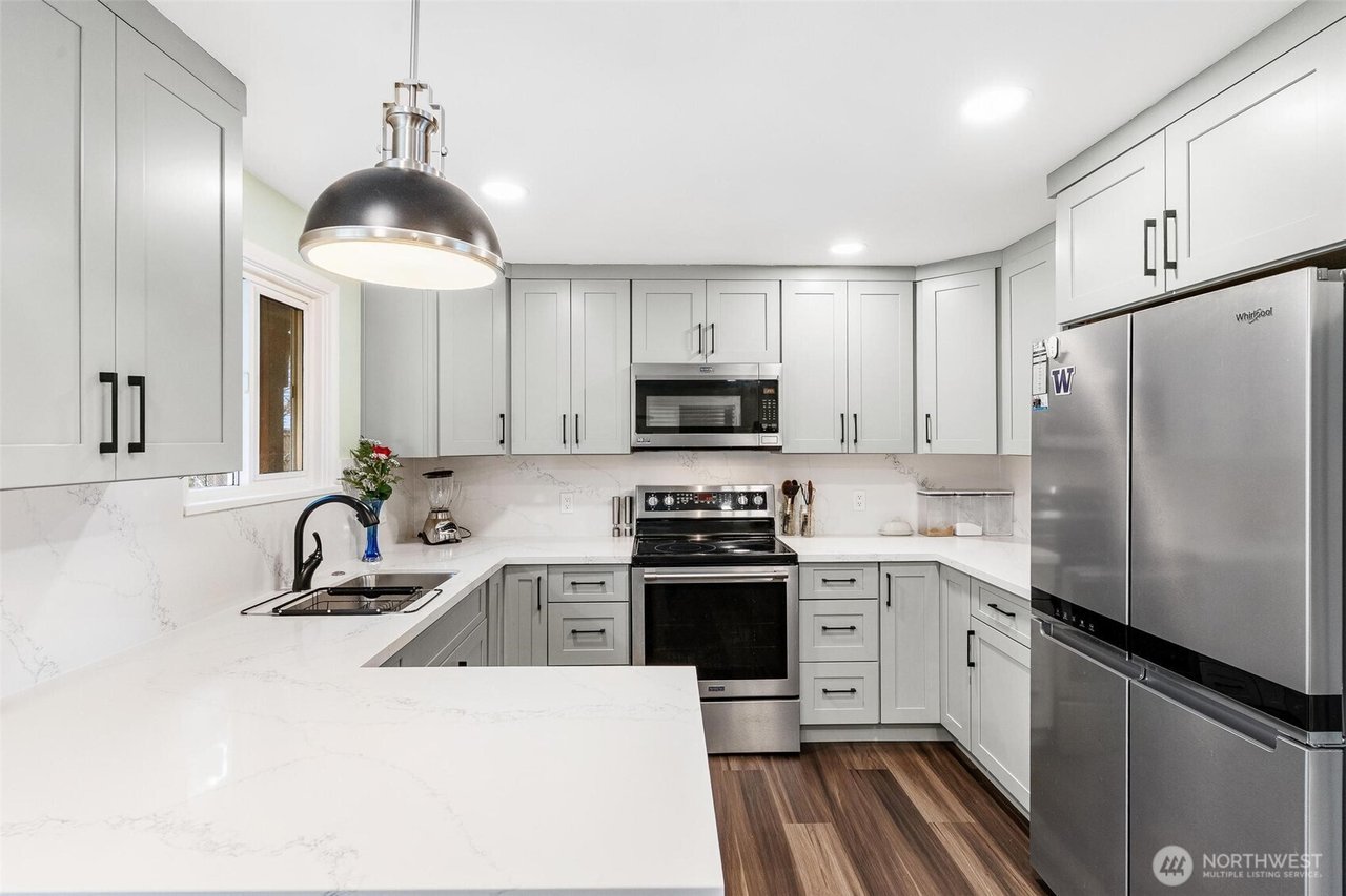 17103 44th Ave